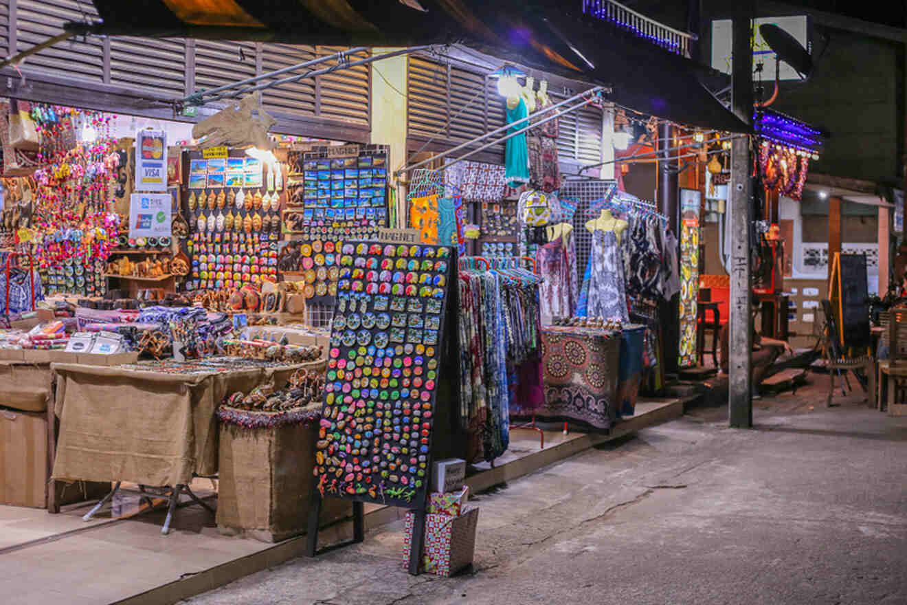 a market with a lot of souvenirs for sale